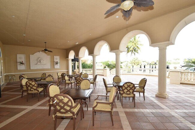 Building Photo - 11595 Pamplona Blvd