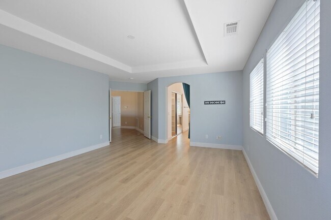 Building Photo - 26523 Starling Ct