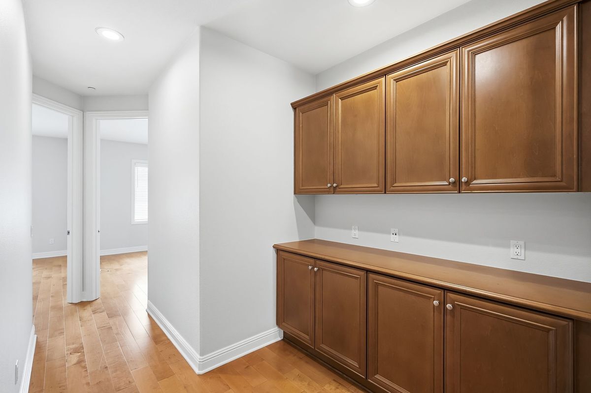 Building Photo - 11528 Verona Dr