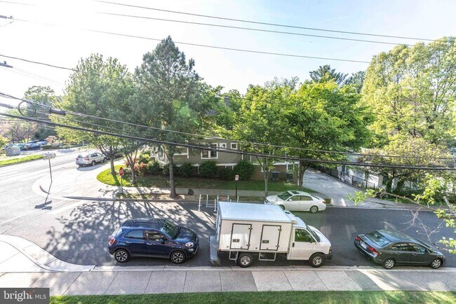 Building Photo - 4343 Cherry Hill Rd