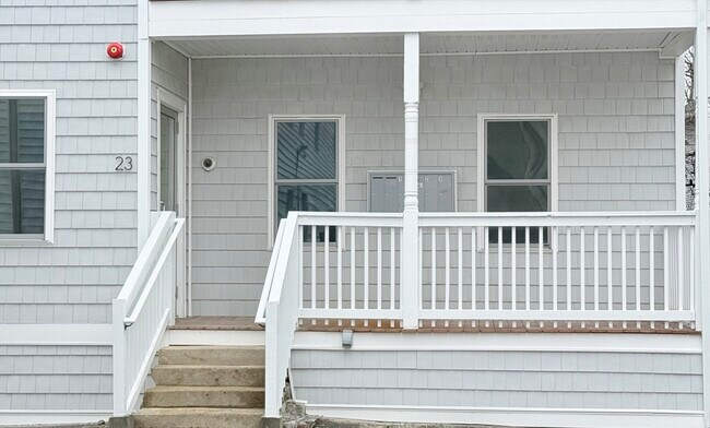 Building Photo - 23 Bellevue St