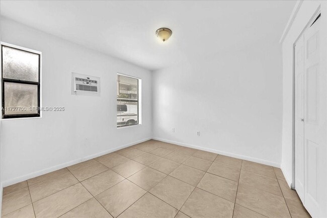 Building Photo - 365 NW 8th St