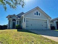 Building Photo - 2023 Turning Leaf Dr