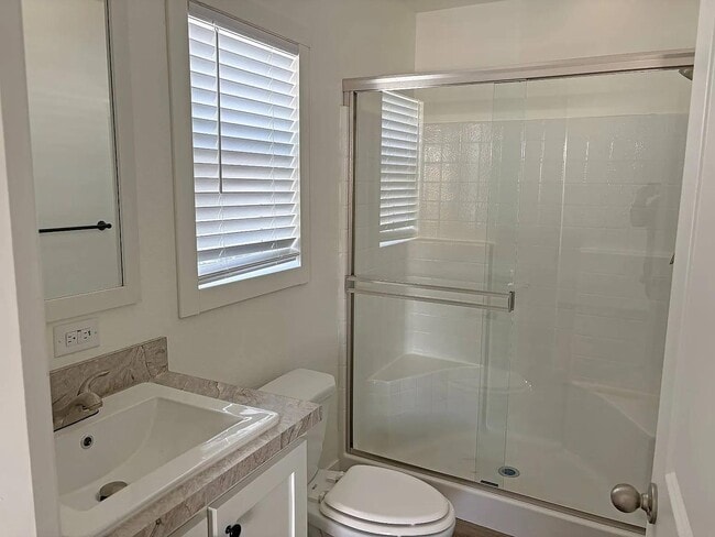 Building Photo - 1700 S State St