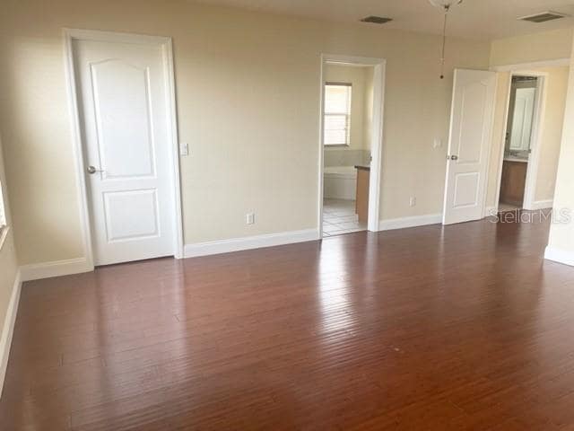 Building Photo - 9114 Oak Pride Ct