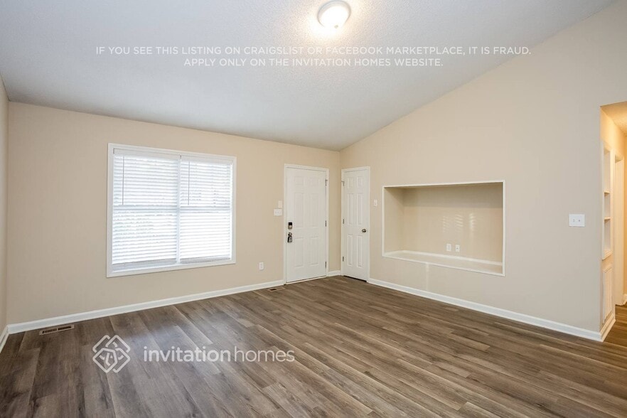 Building Photo - 1631 Barbara Ann Cir