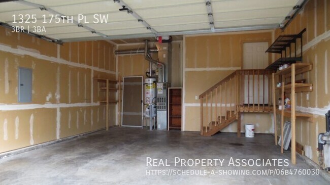 Building Photo - 1325 175th Pl SW