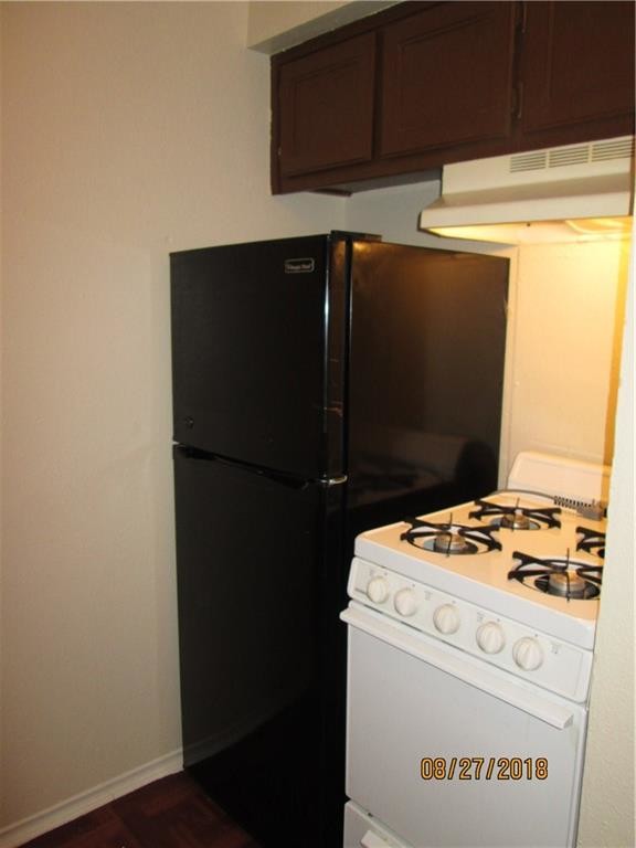 Building Photo - 2206 W Hickory St