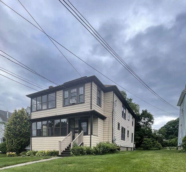 Primary Photo - 164 Vernon St