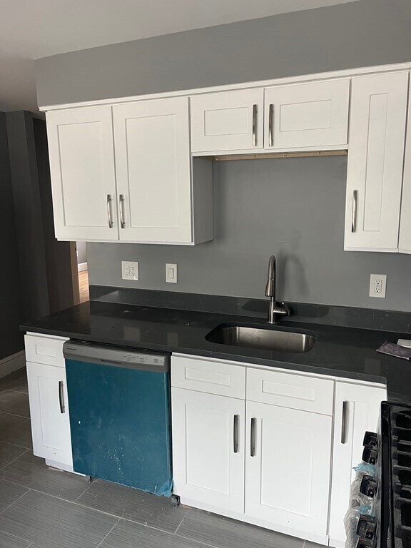 Building Photo - 252 Gallivan Blvd