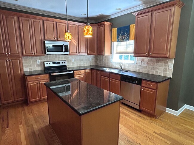 Building Photo - PFAFFTOWN, NC! Lochurst neighborhood. Reagan HS! 5 bedroom, 4.5 bathrooms, over 5k sq ft