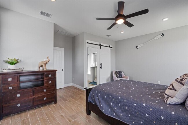 Building Photo - 3752 Forino Dr