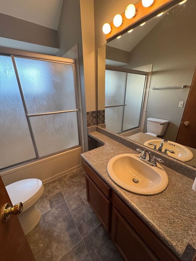 Building Photo - Well Kept 3 BED/2 BA Home in Westminster - AVAILABLE 6/5