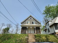 Building Photo - Cherry House