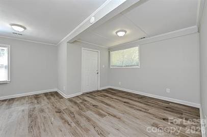 Building Photo - 2649 Roslyn Ave