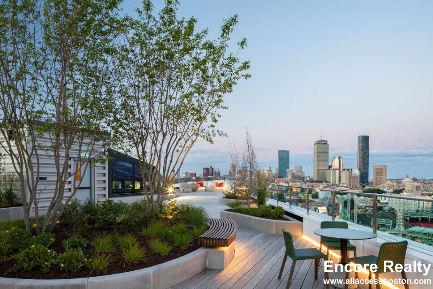 Building Photo - 771 Beacon St