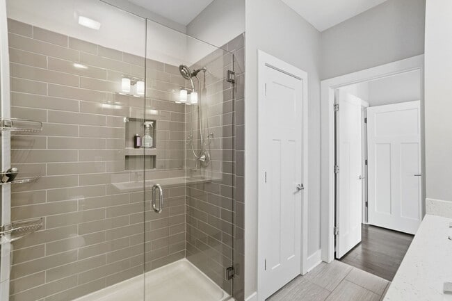 Building Photo - Experience Elevated Urban Living in the Heart of South End