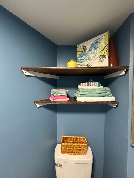 Building Photo - 616 Peak Branch Rd