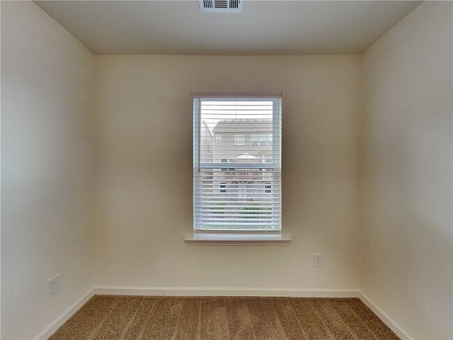 Building Photo - 975 Society Cir