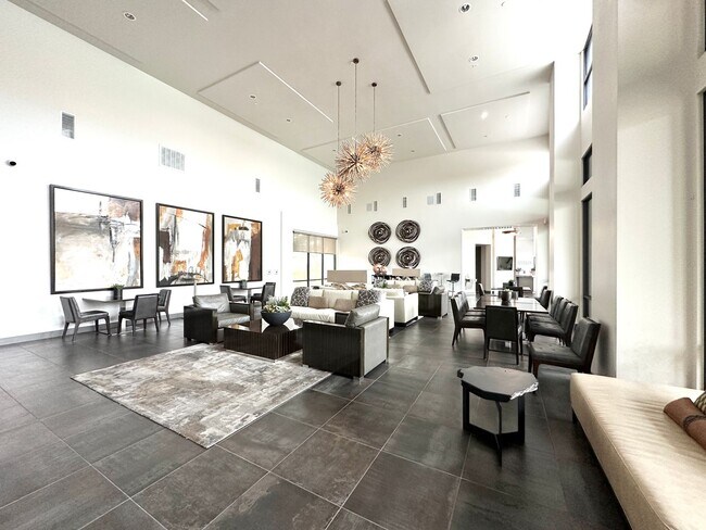 Building Photo - Charleston & 215 Aka Affinity