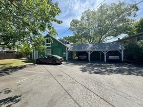 Building Photo - 130-142 Underhill Drive