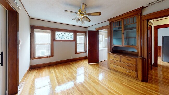 Building Photo - 72-74 Harlow St