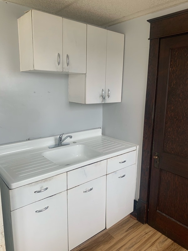 Building Photo - 518 Union Ave