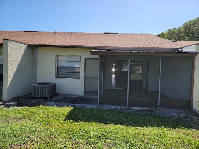 Building Photo - 6010 Indrio Rd