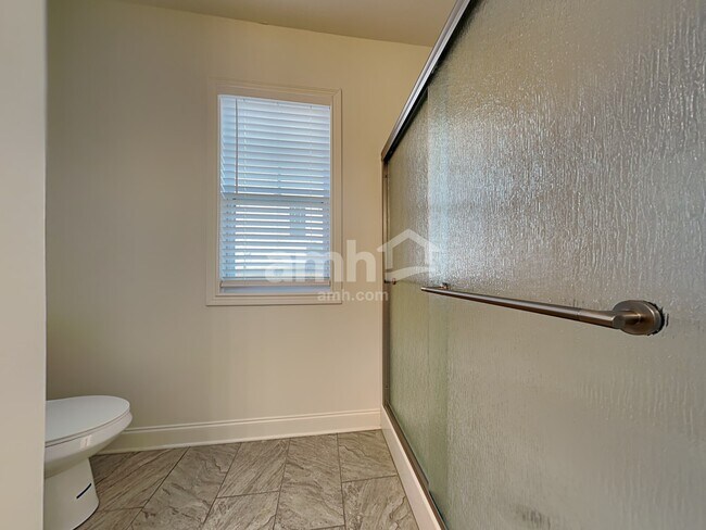 Building Photo - 1016 Carter Ridge Dr