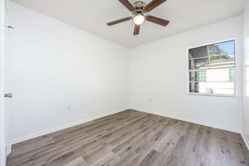 Building Photo - 1013 Holton Ave