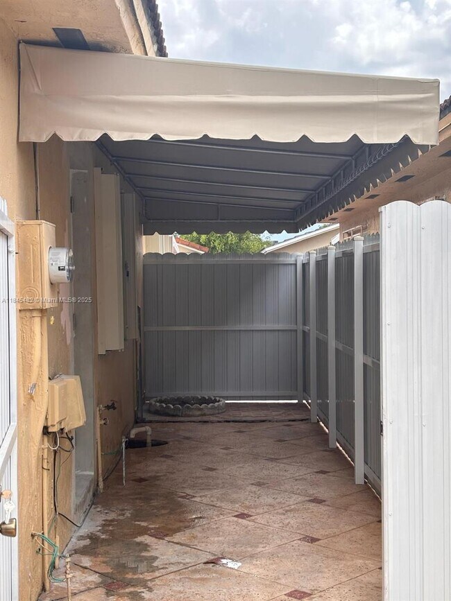 Building Photo - 3170 W 78th St