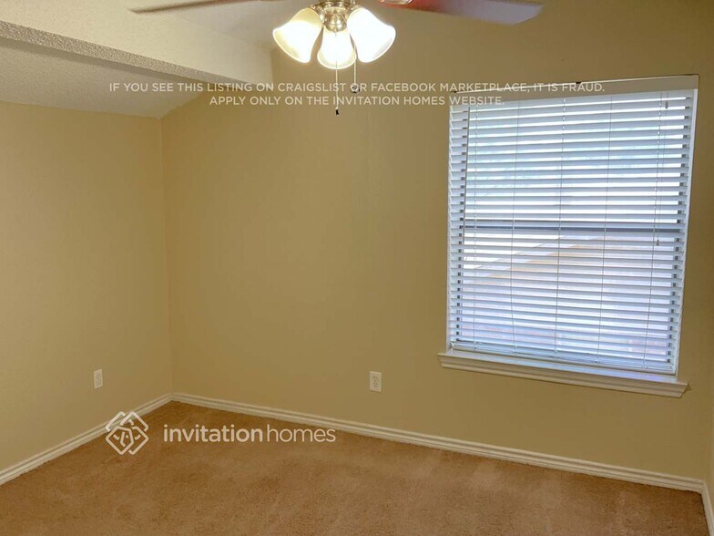 Building Photo - 2117 Belmont Park Dr