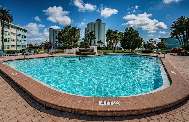 Building Photo - 300 64th Ave