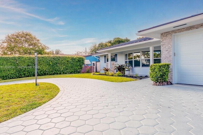 Building Photo - 5012 Grant St