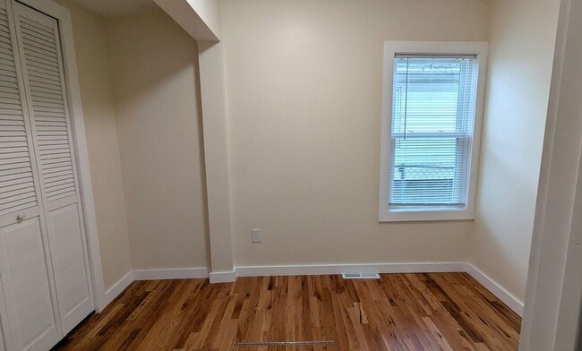 Building Photo - 764 Louis Ave