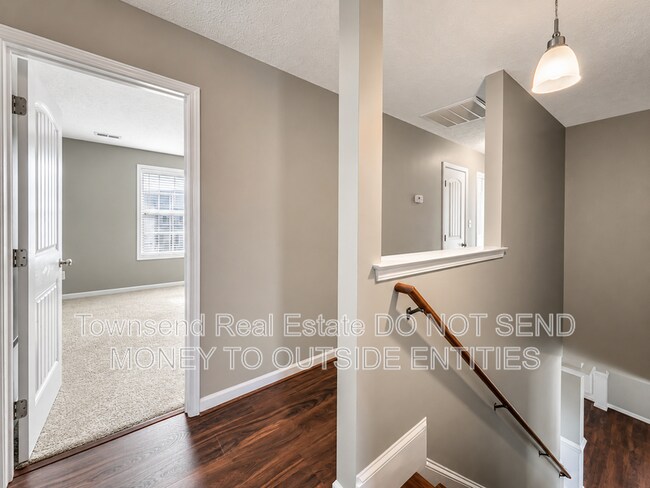 Building Photo - 4211 Cherry Hill Ln