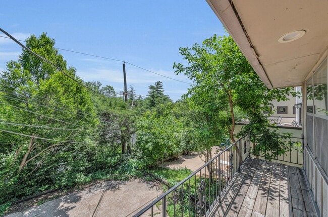 Floorplan - 4723-4725 MERCIER