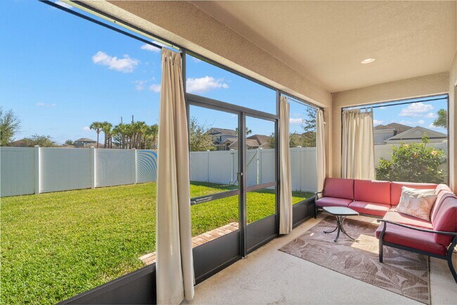Building Photo - Beautiful Home For Rent in Brandon!