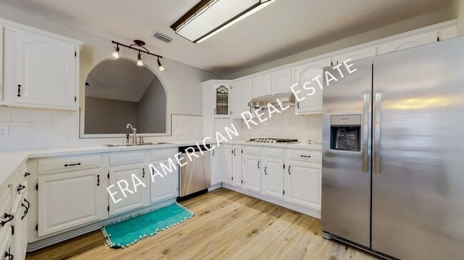 Building Photo - 18 Meigs Dr