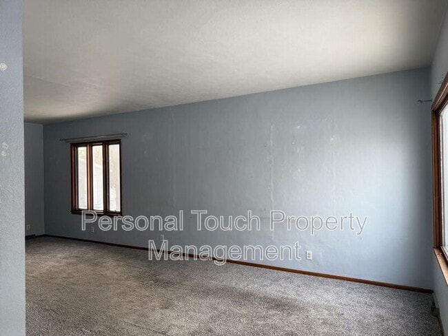 Building Photo - 57 N Terrace