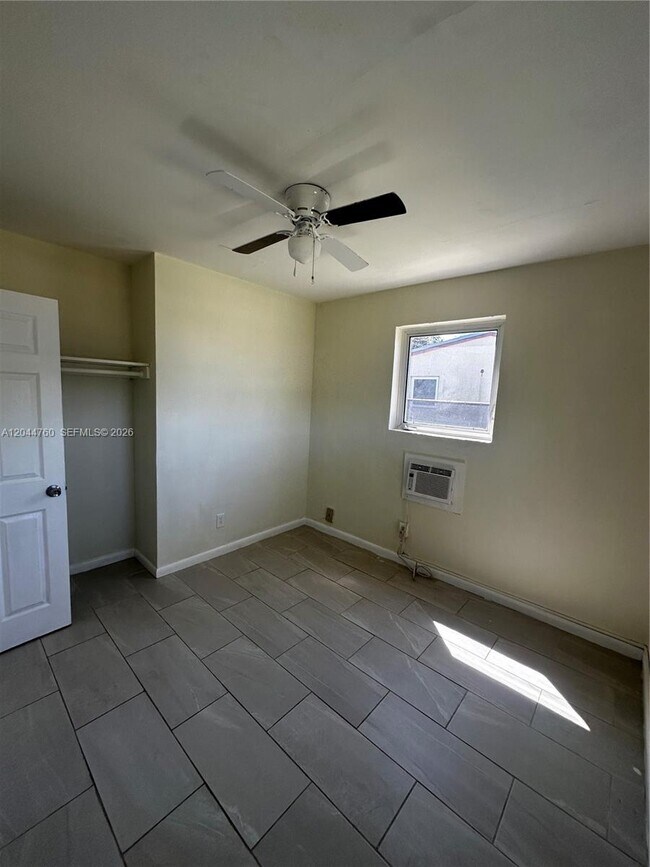 Building Photo - 26445 SW 139th Ave