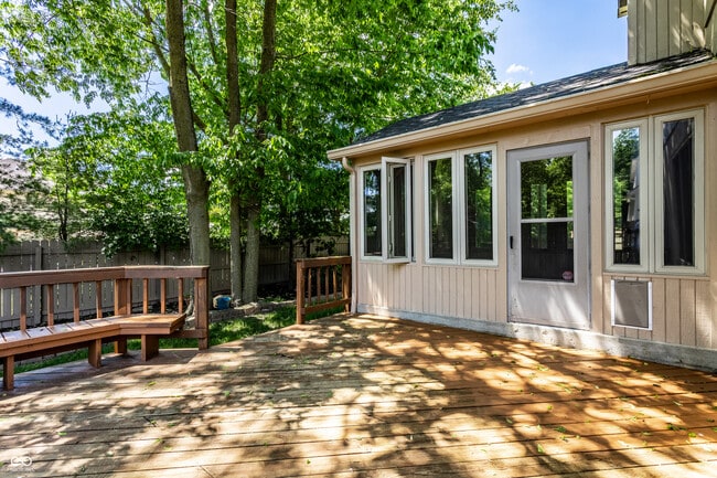 Building Photo - 795 Grace Dr