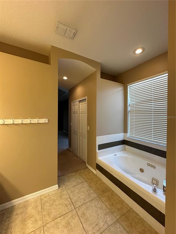 Building Photo - 13813 Bluewater Cir