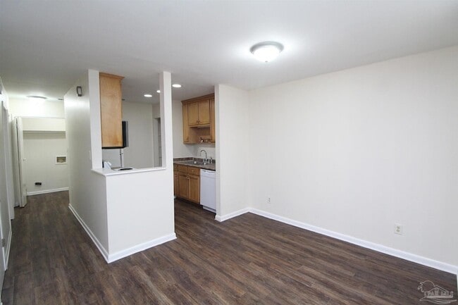Building Photo - 5207 Charbar Dr