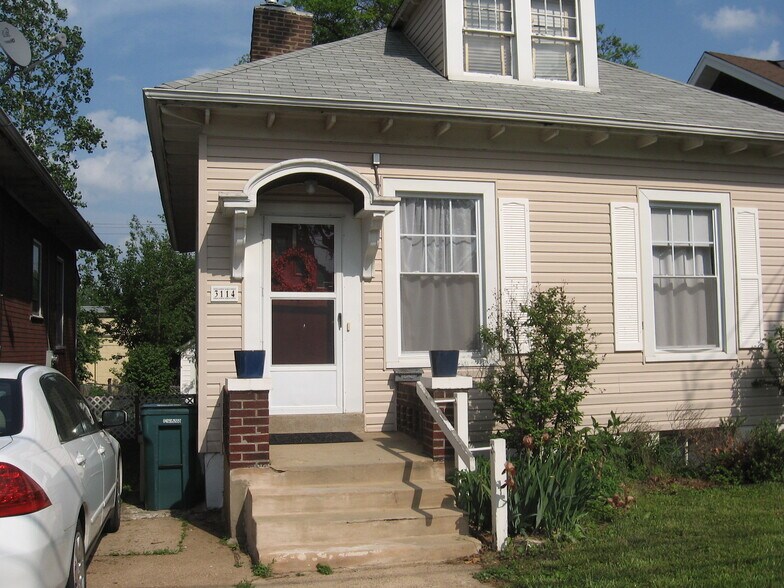 Building Photo - 3114 Edgar Ave