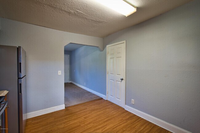 Building Photo - 2036 Inwood Terrace