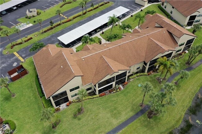 Building Photo - 8445 Charter Club Cir