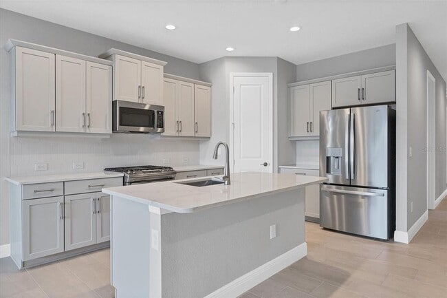 Building Photo - 2617 Star Apple Wy