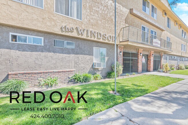 Building Photo - 1930 S Del Mar Ave