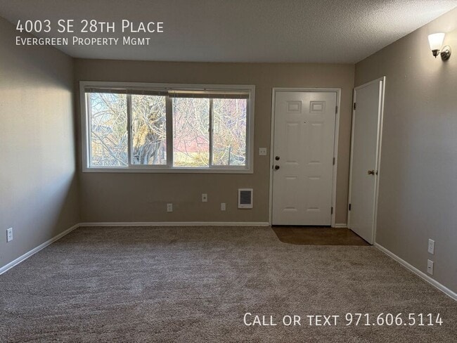 Building Photo - 4003 SE 28th Pl